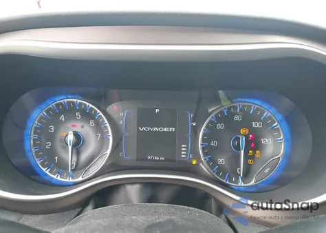 2020 Chrysler Voyager Lxi из США, поврежденный, VIN 2C4RC1DG8LR172640